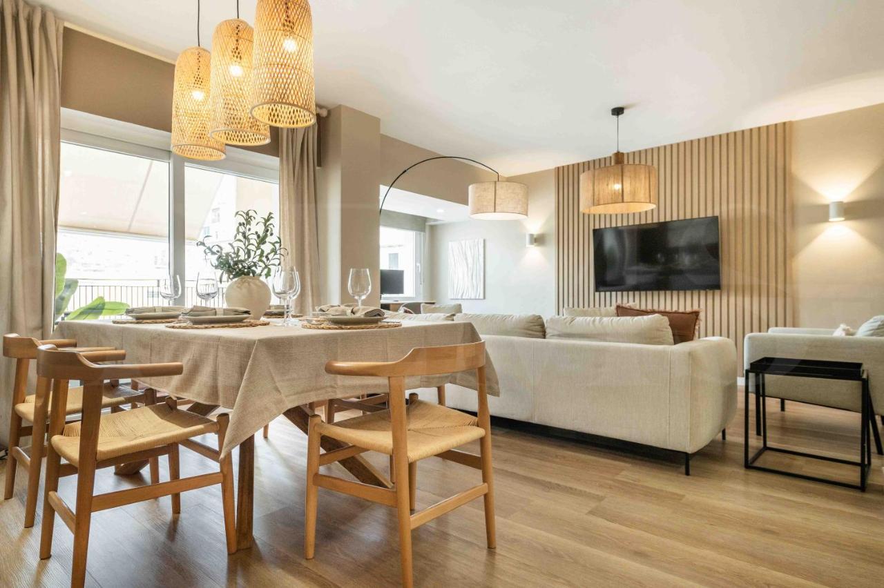 Appartamento Gorgeous With Balcony - Center By Rems