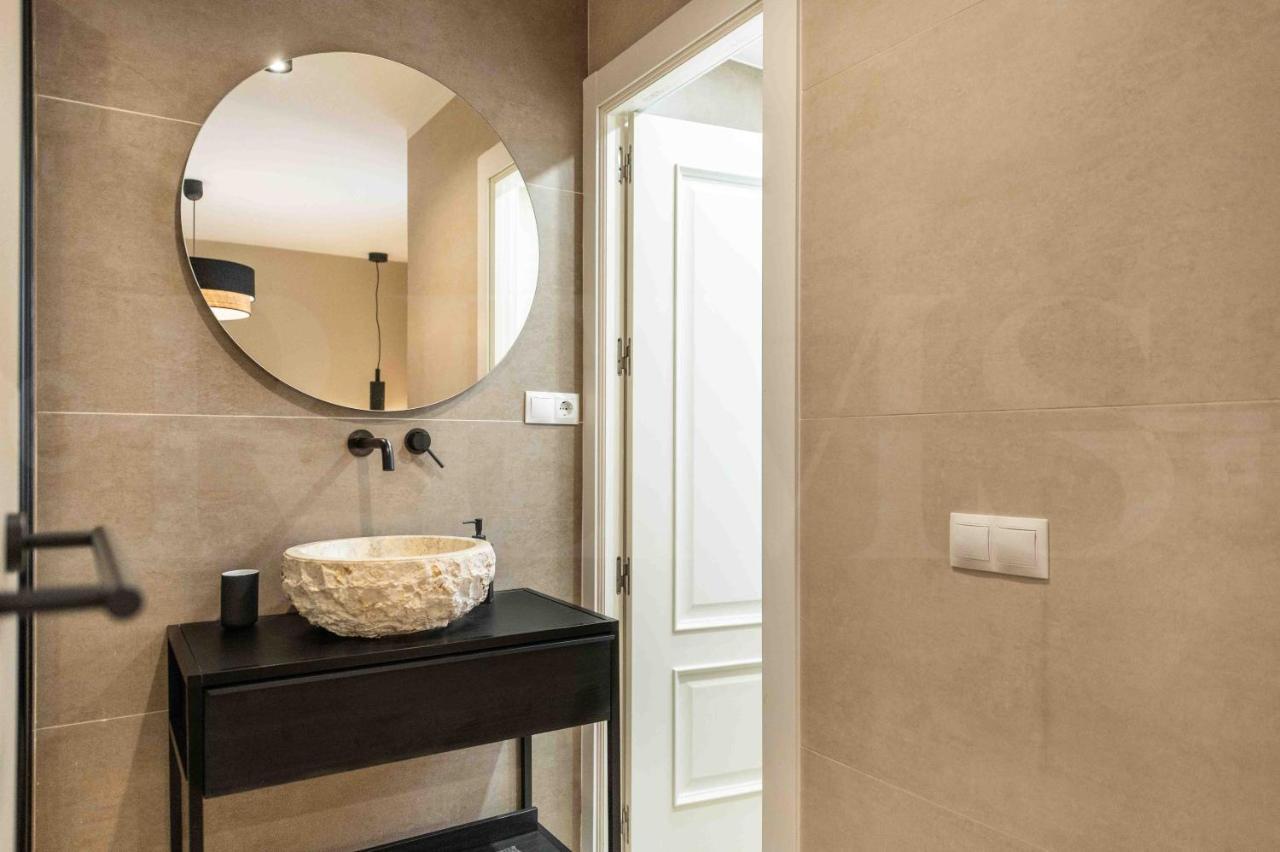 Appartamento Gorgeous With Balcony - Center By Rems *